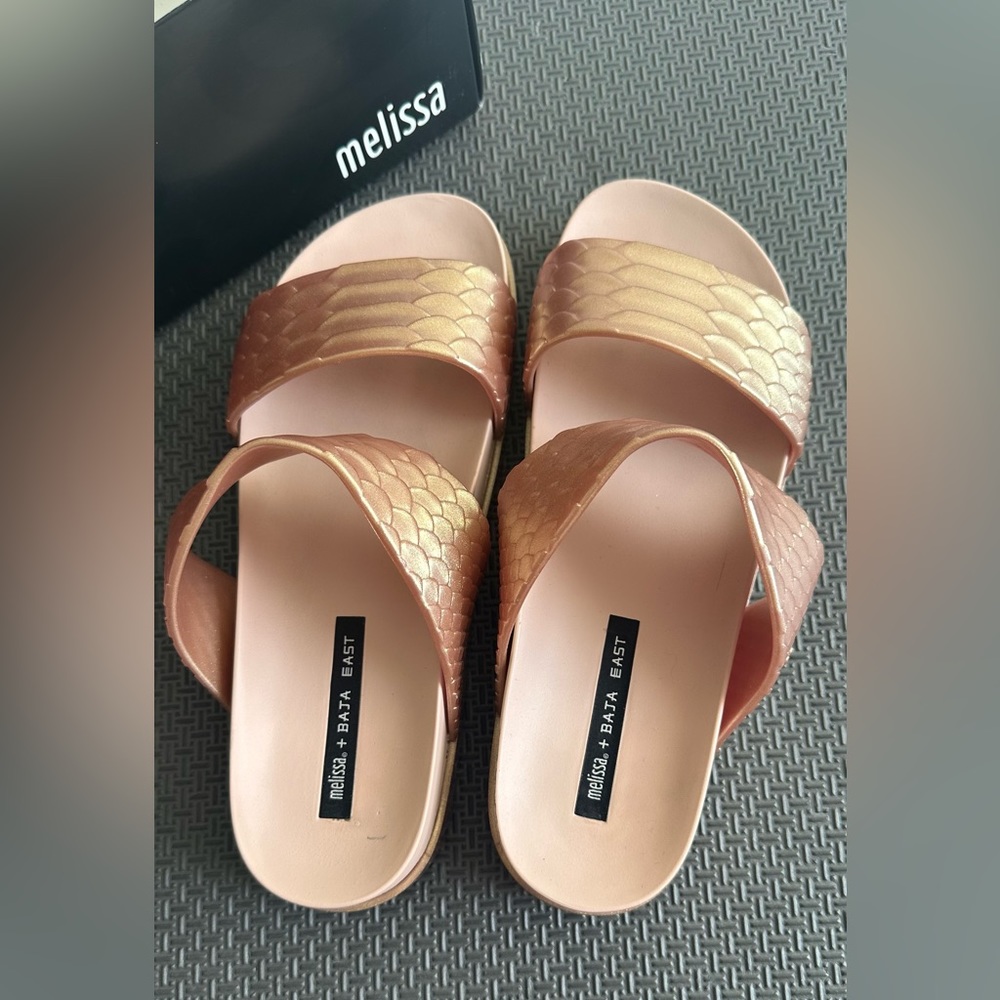 Melissa women’s plastic  sandals size 7